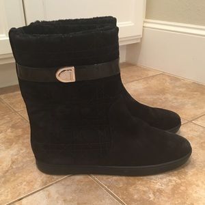 Dior Cannage low suede furred snow boots 💝